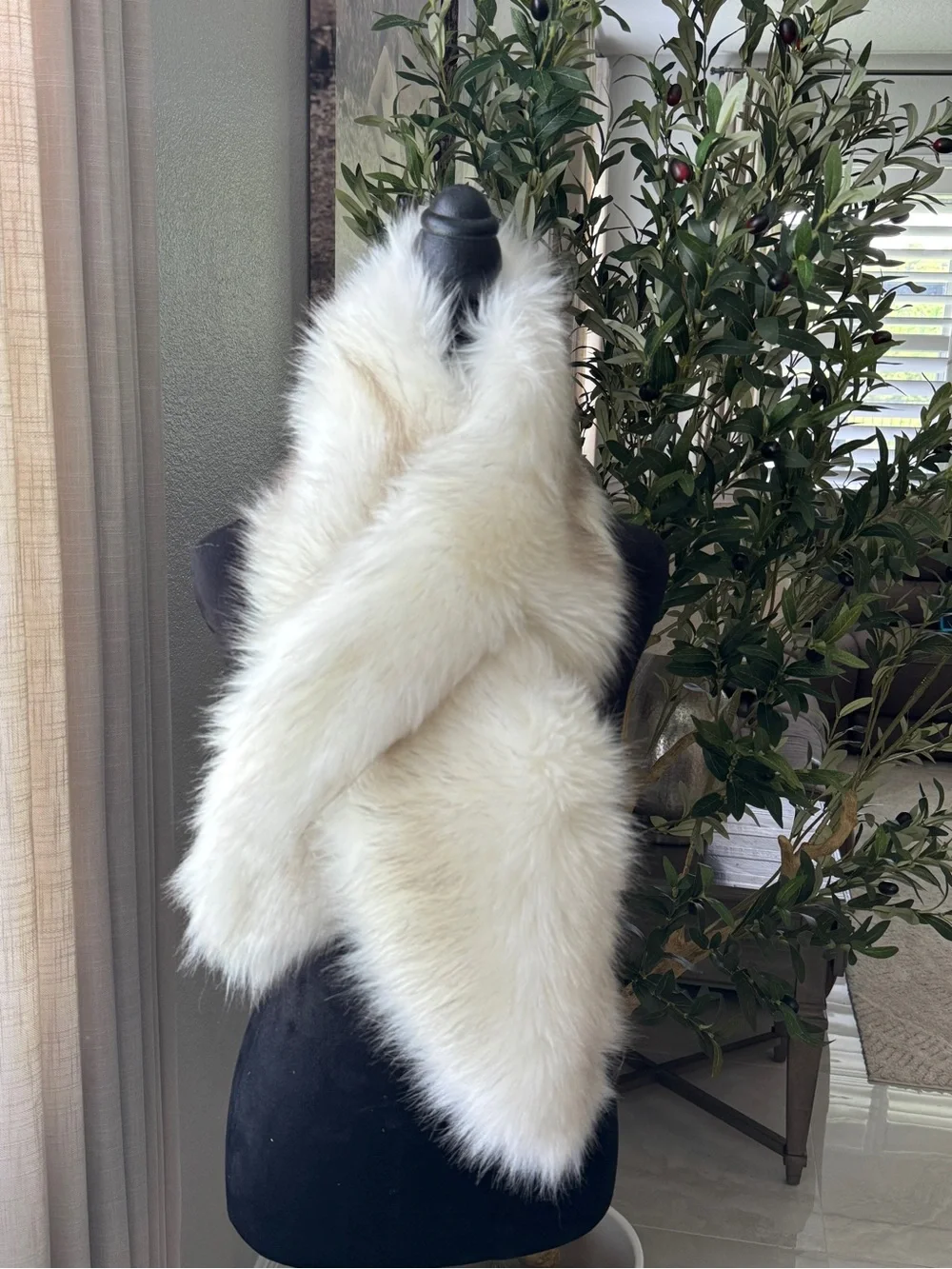 Lilly Pulitzer Cream Faux Fur Wrap Scarf